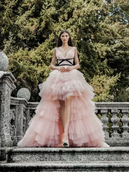 Bianca Balti Dazzles i Gúnaí Bridal Alessandro Angelozzi Couture 2020