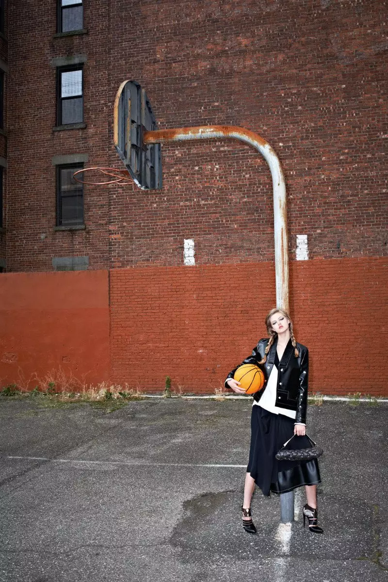 Lindsey Wixson saunia e Terry Richardson mo le Purple Fashion F/W 2011