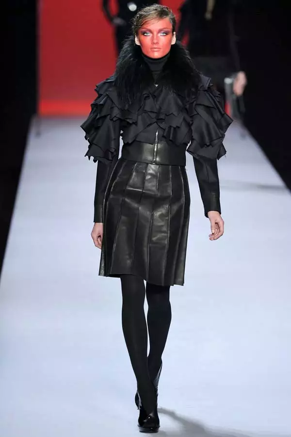 Viktor & Rolf Payız 2011 | Paris Moda Həftəsi