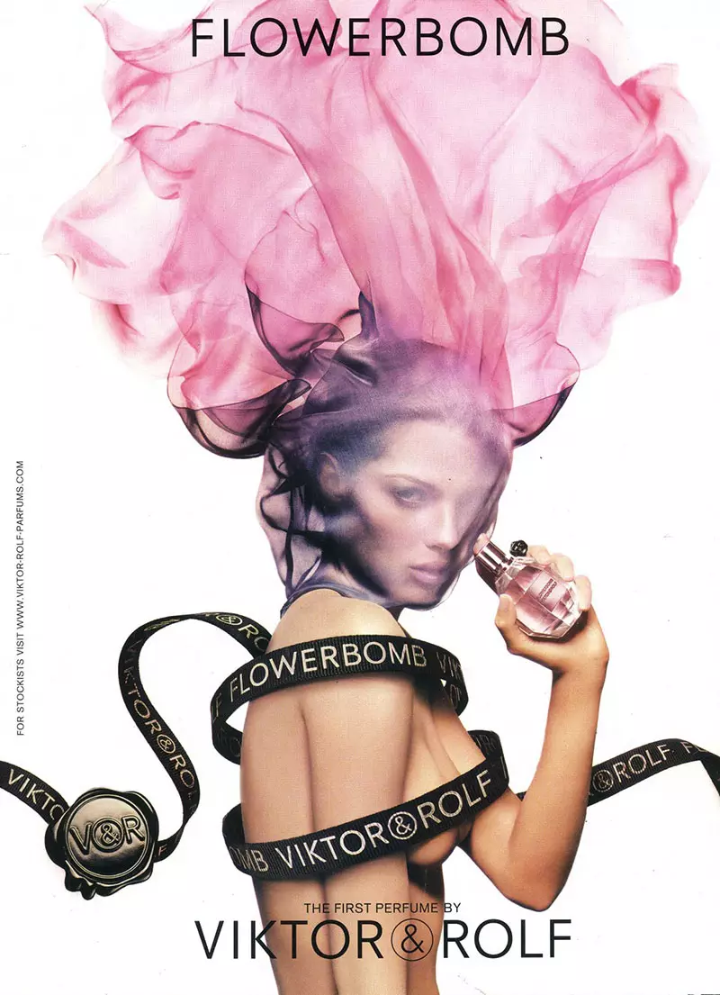 2005 年 Viktor & Rolf 香水广告活动的 Original Flowerbomb