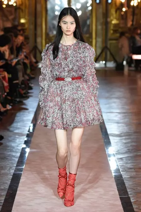 Giambattista Valli x H&M vie Rooman Runway Show'ssa