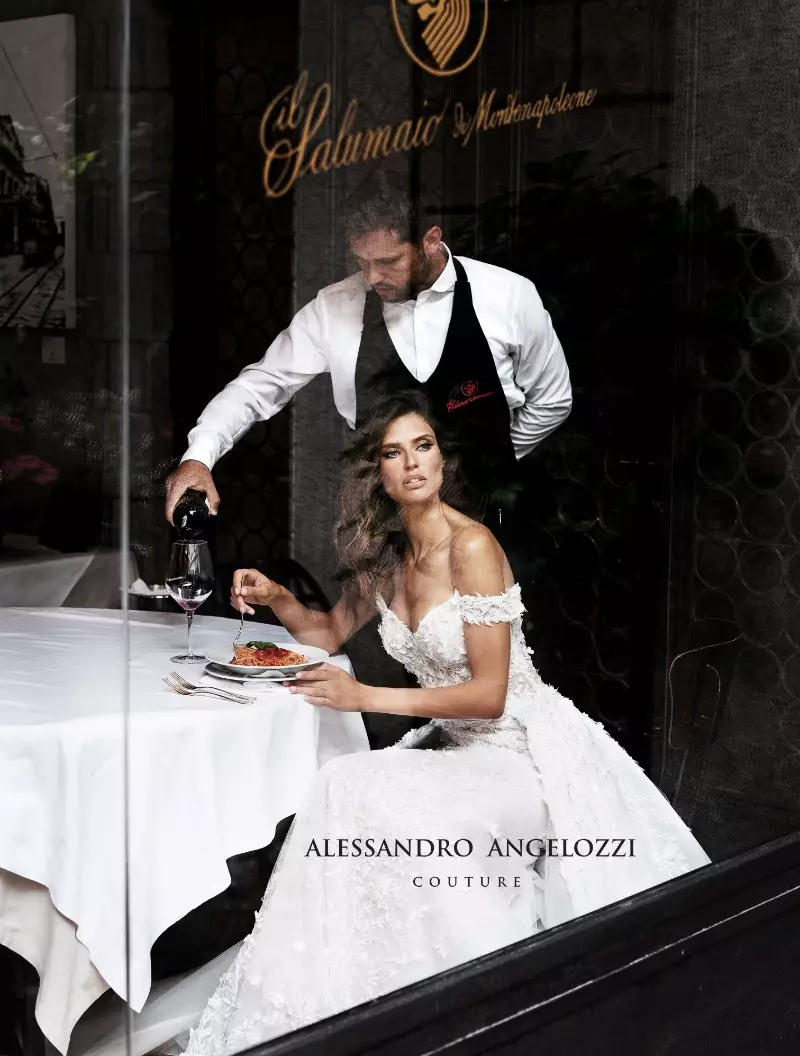 Alessandro Angelozzi Couture 2019 Gelin ýygnamak kampaniýasyndan bir surat