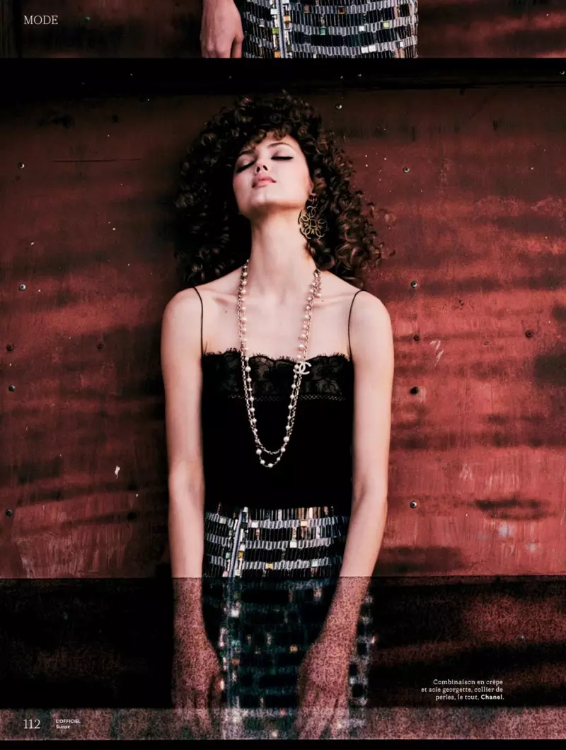 Lindsey Wixson Rocks Curly Hair in L'Officiel san Eilvéis