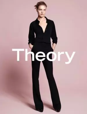 Natalia Vodianova trở lại cho Chiến dịch mùa thu 2015 của Theory