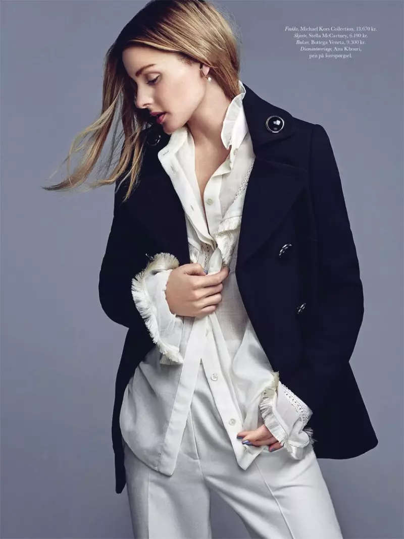 Style hnub qub Olivia Palermo hnav tsho Michael Kors Collection tsho, Stella McCartney blouse thiab Bottega Veneta ris