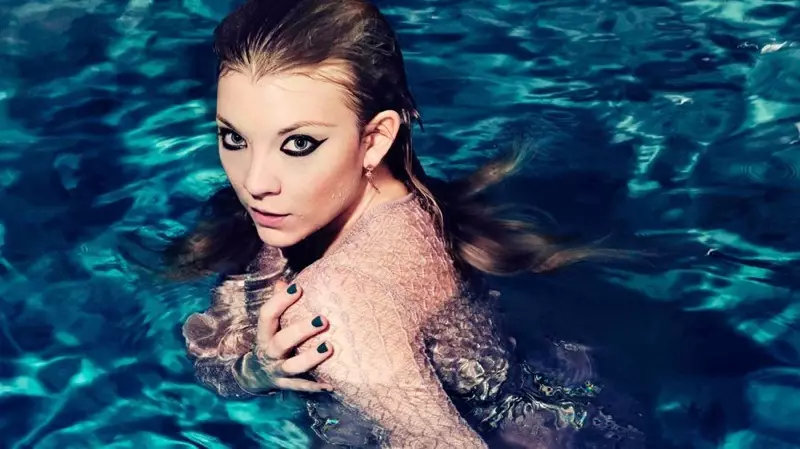 Natalie Dormer ອາບນ້ໍາສໍາລັບ Stylist, ເວົ້າ 'Game of Thrones' ຄວາມແຕກຕ່າງຂອງອາຍຸ