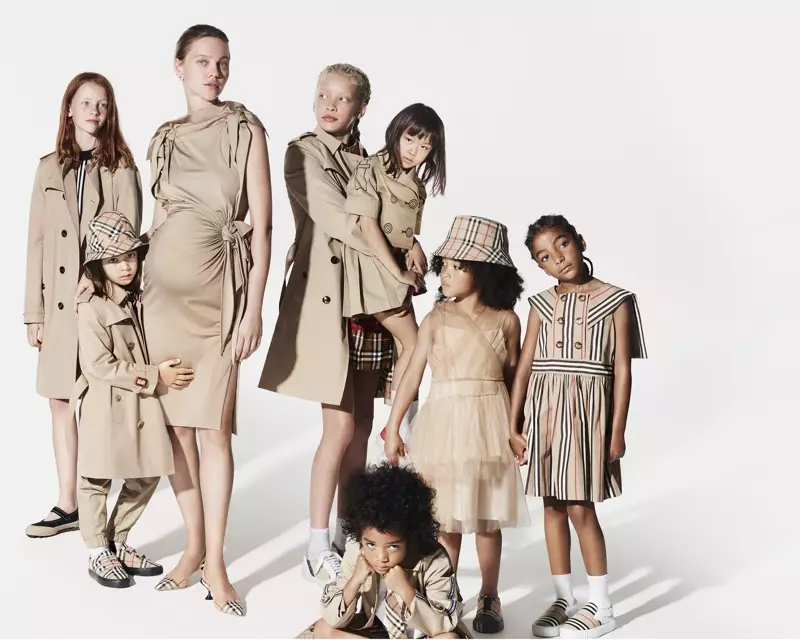 Zdjęcie z kampanii reklamowej Burberry Holiday 2019