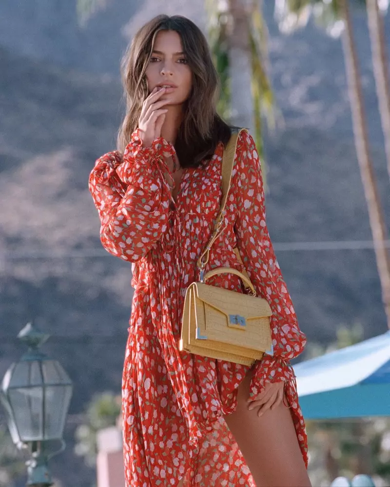 Emily Ratajkowski fetu i le Kooples 'tautotogo-taumafanafana 2018 tauvaga