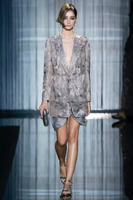 Armani Nguripake Pesona kanggo Spring 2017