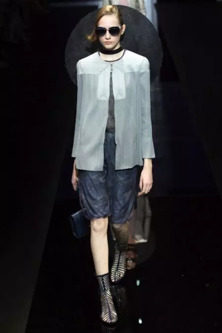 Armani, 2017년 봄의 매력을 더하다