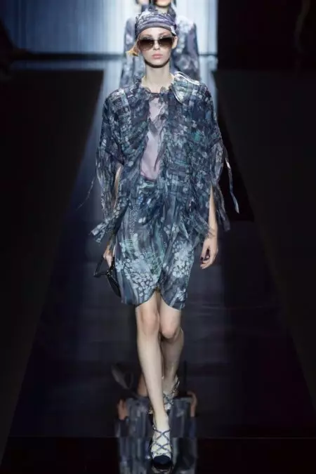 Armani aumenta o charme para a primavera de 2017