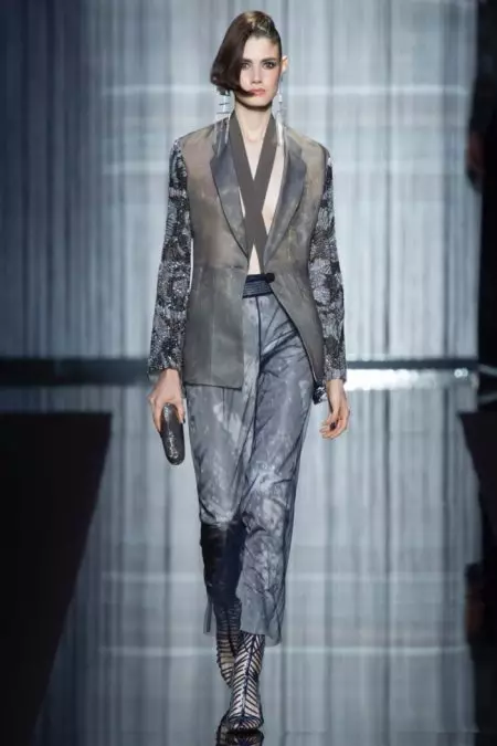 Armani aumenta o charme para a primavera de 2017