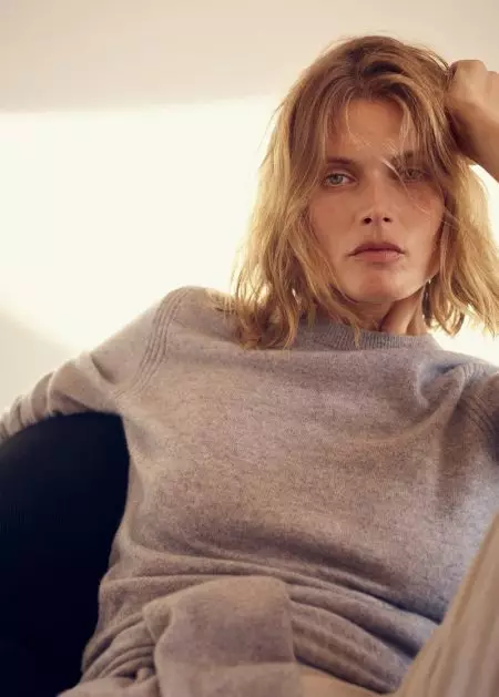 Malgosia Bela modella l'essenziale nella collezione "Selected" di Mango