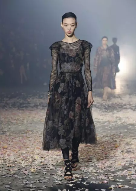 Gidala sa Dior ang Sayaw sa Runway alang sa Spring 2019