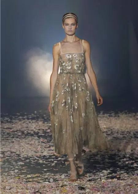 Gidala sa Dior ang Sayaw sa Runway alang sa Spring 2019