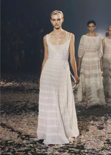 Gidala sa Dior ang Sayaw sa Runway alang sa Spring 2019