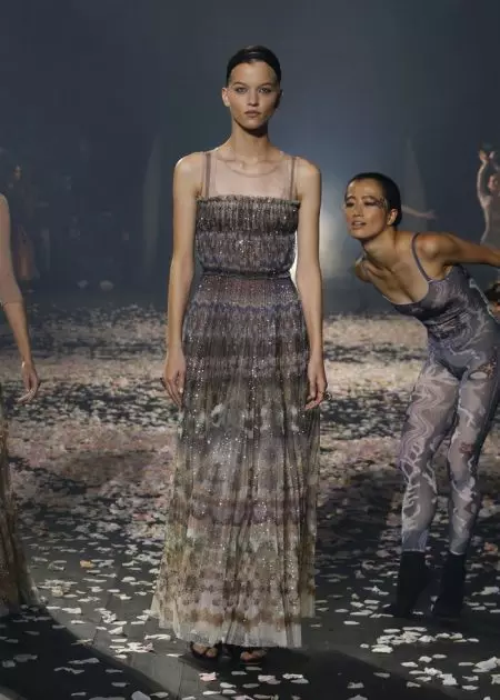 Dior traz a dança para a passarela para a primavera de 2019