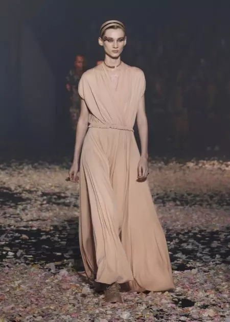 Gidala sa Dior ang Sayaw sa Runway alang sa Spring 2019