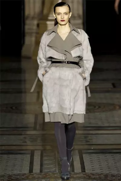 Nicole Farhi Fall 2012 | Izu Ejiji London