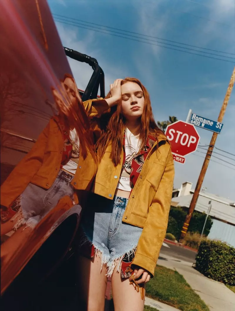 Sadie Sink Rocks Fringed Jecket, Graphic Tee ۽ Denim Shorts from Pull & Bear collaboration