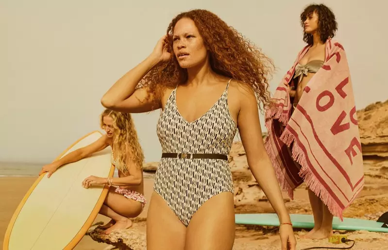 Колаборацията за плуване на H&M x Love Stories ще се появи в магазините през юни 2019 г.