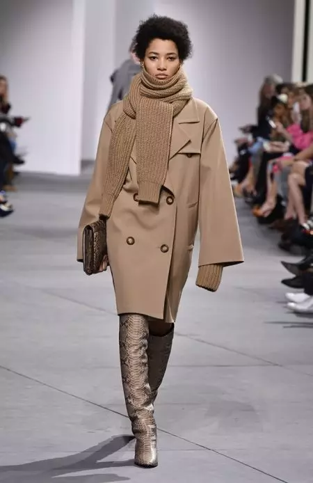 Michael Kors Channels Sensual Strength uban sa Fall 2017 Show