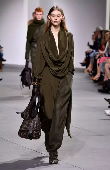 Michael Kors Channels Sensual Strength ndi Fall 2017 Show