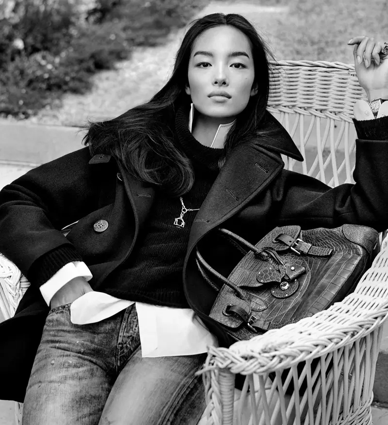 Fei Fei Sun béntang dina kampanye Ralph Lauren Ikon