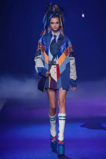 Marc Jacobs Nggawe Raver Fashion kanggo Spring 2017