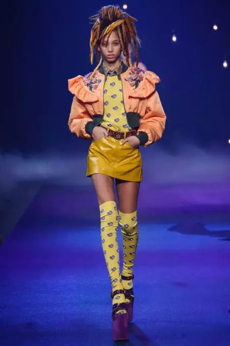 Marc Jacobs Nggawe Raver Fashion kanggo Spring 2017