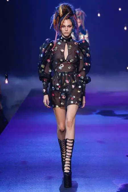 Marc Jacobs tạo nên thời trang Raver cho mùa xuân 2017