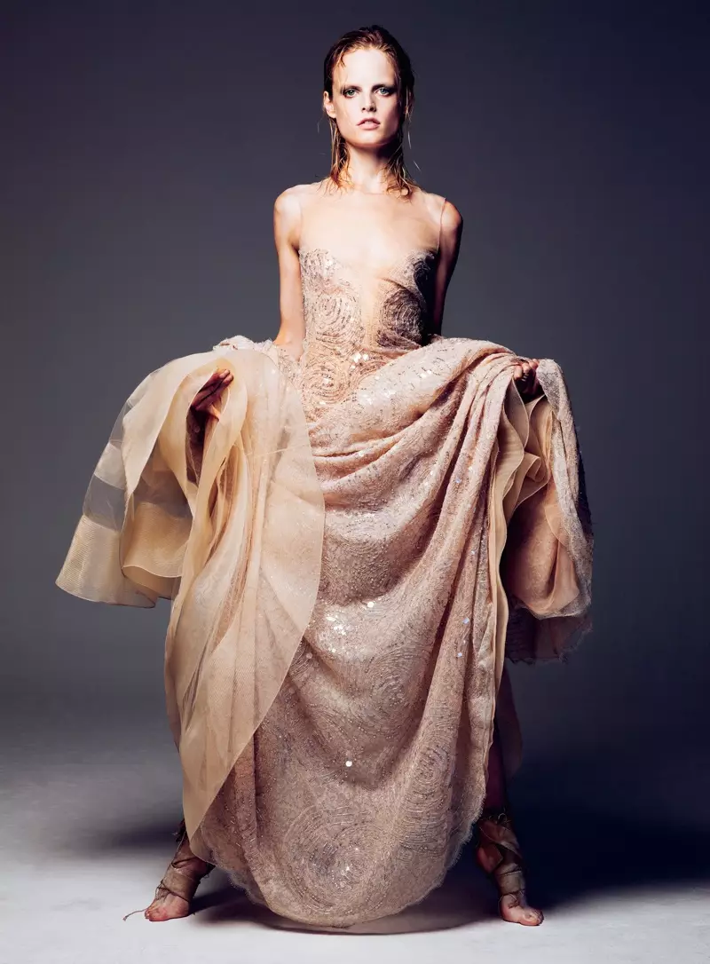 Hanne Gaby Odiele nosi Couture za Harper's Bazaar Turska, kolovoz 2013., Gianluca Fontana