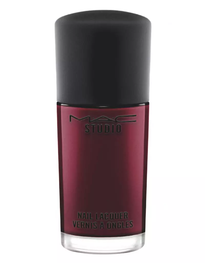 MAC Studio Nail Lacquer x Helmut Newton w Berlinie