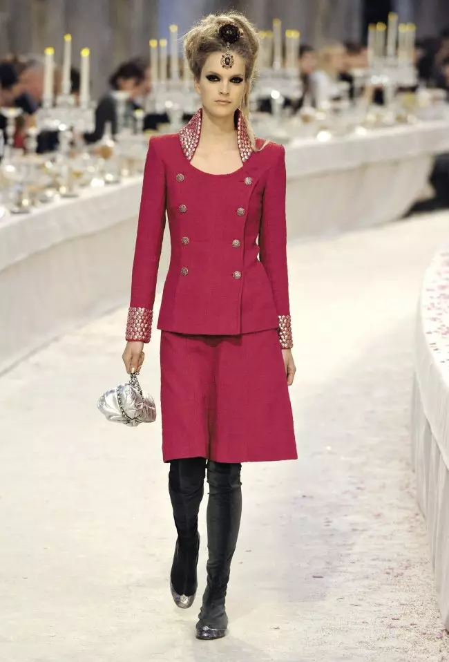 Mkpokọta Chanel Pre-Fall 2012