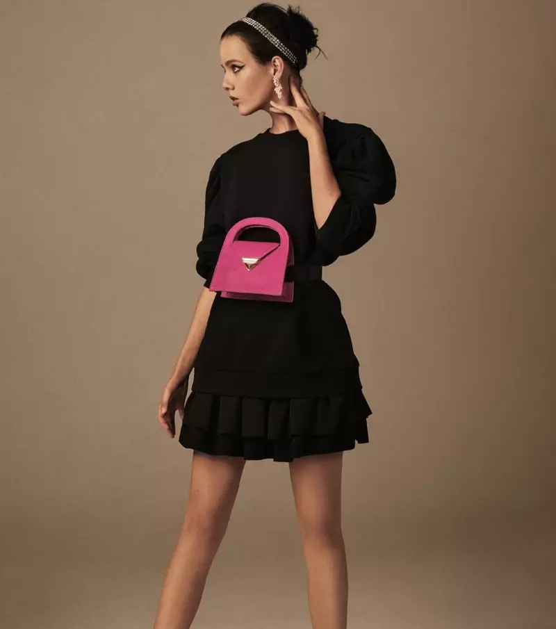 Zara Voluminous Sleeve Sweatshirt, Ruffled Mini Skirt uye Leather Mini City Bag