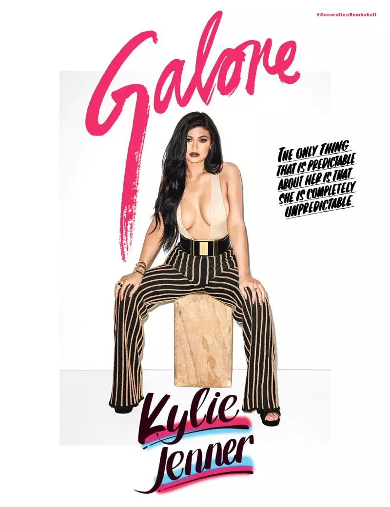 Kylie Jenner oo ku taal Galore Magazine daboolka