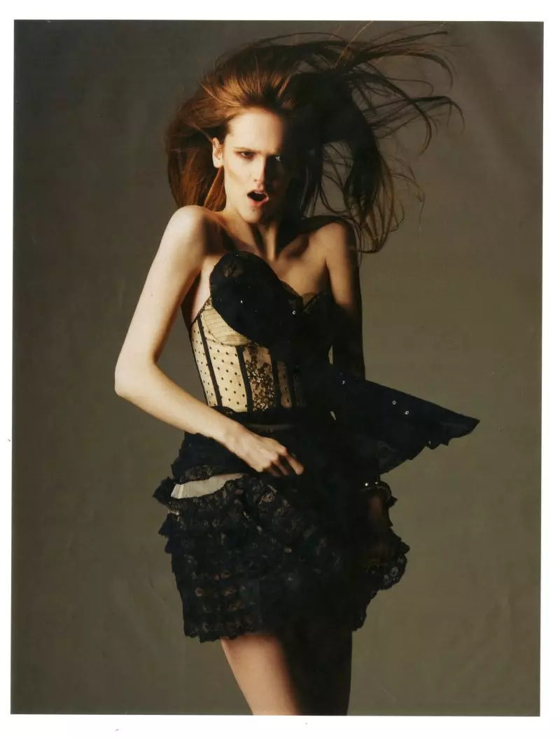 Maddie Welch autorstwa Louisa Christophera w Peep Show | Grazia maj 2010