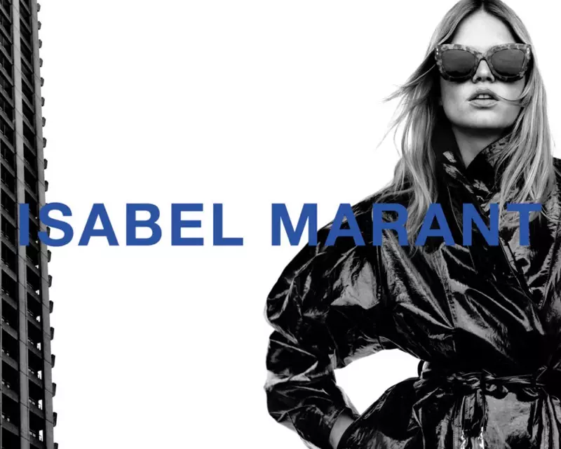 Anna Ewers posa para a campanha outono-inverno 2021 da Isabel Marant.