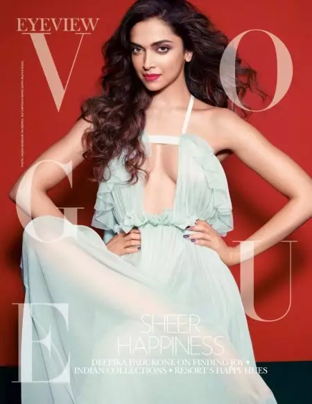 Deepika Padukone ለVogue ህንድ ደማቅ ስታይል ለብሳለች።