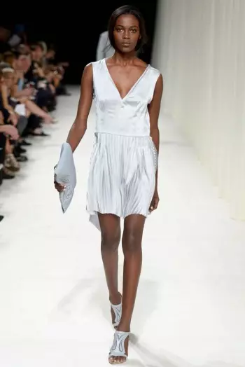 Nina Ricci Spring/Chilimwe 2014 | Paris Fashion Week