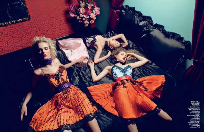 Liu Wen, Tian Yi, Xiao Wen, Lindsey Wixson, Daria Strokous y Marie Piovesan visten estilos seductores de otoño para Vogue China, septiembre de 2012