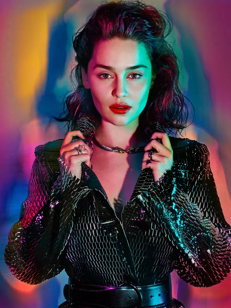 Emilia Clarke o ea Bombshell bakeng sa GQ UK ka Hunter & Gatti