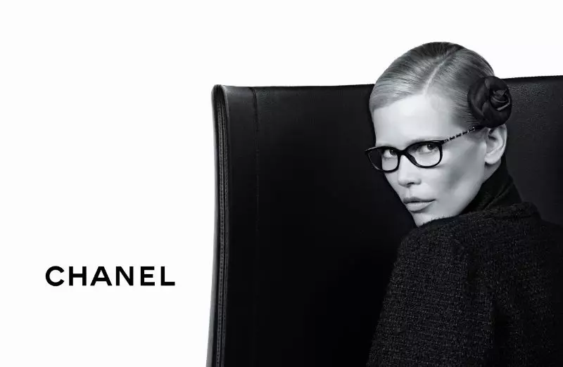 Kampanyaya Chanel Eyewear Fall 2011 | Claudia Schiffer ji aliyê Karl Lagerfeld