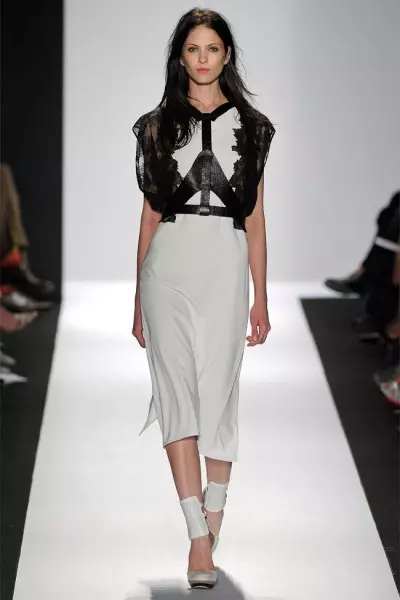 BCBG Max Azria Pranverë 2013 | Java e Modës në Nju Jork