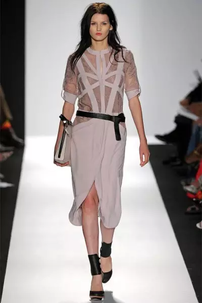 BCBG Max Azria 2013 m. pavasaris | Niujorko mados savaitė