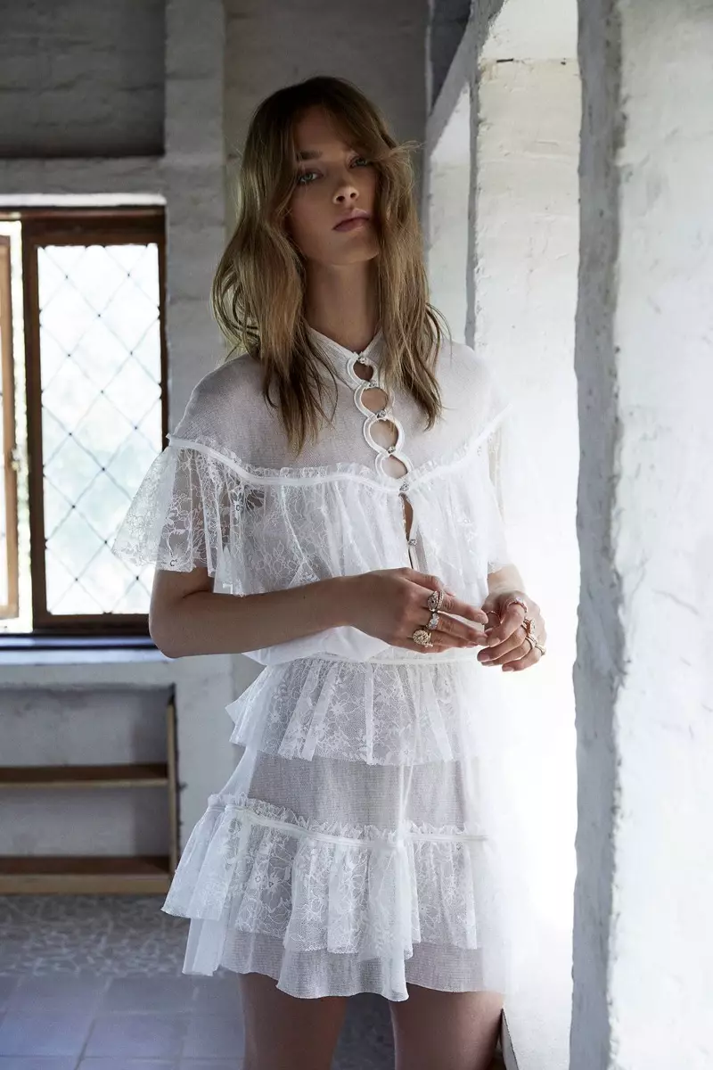 For Love & Lemons destaca o vestido con volantes de encaixe Stardust da colección de voda 2017