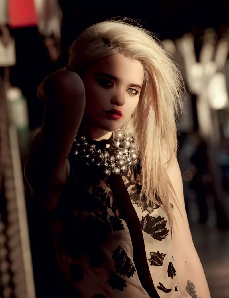 2013-يىلى 3-ئايدىكى گوللاندىيەنىڭ L'Officiel دىكى Sky Ferreira چولپانلىرى