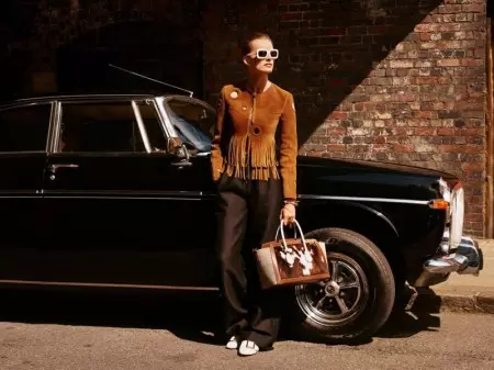 Edita Vilkeviciute se dirige a Londres para la campaña Primavera 2016 de Bally