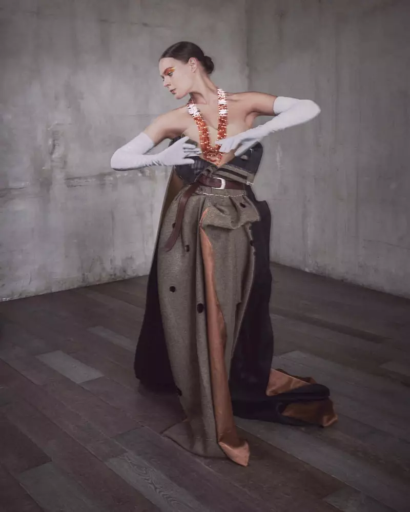 Kinga Rajzak modeluje sukienki Haute Couture w magazynie „Jak to wydać”