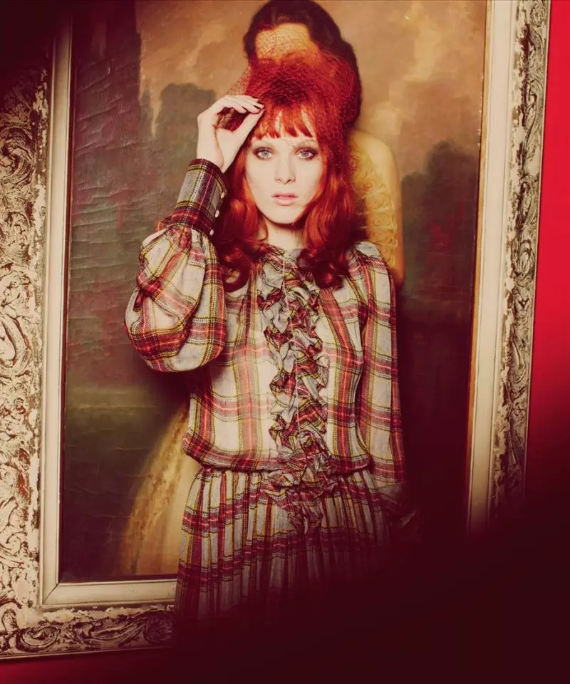 Karen Elson door Guy Aroch in Walk the Line | Foam Magazine juli 2010